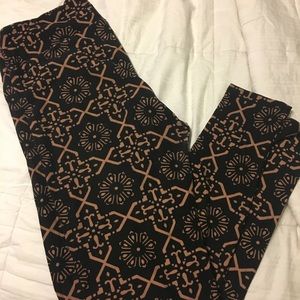 Lularoe print leggings